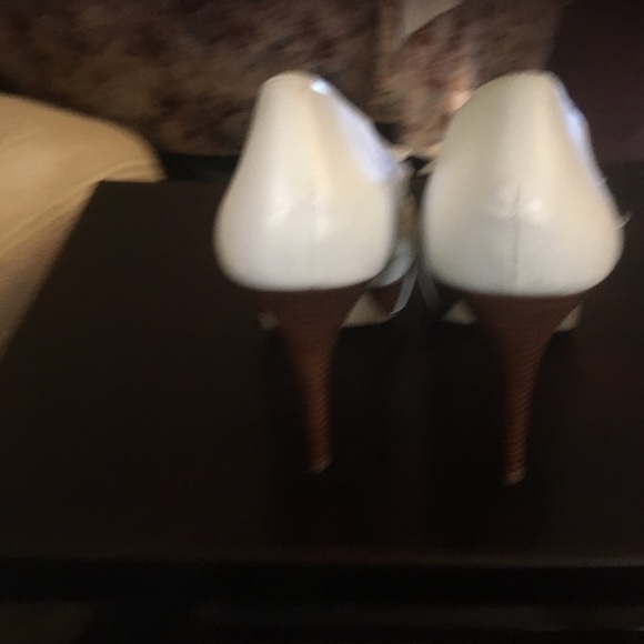 Women’s guess open toe pump heels - Picture 4 of 7